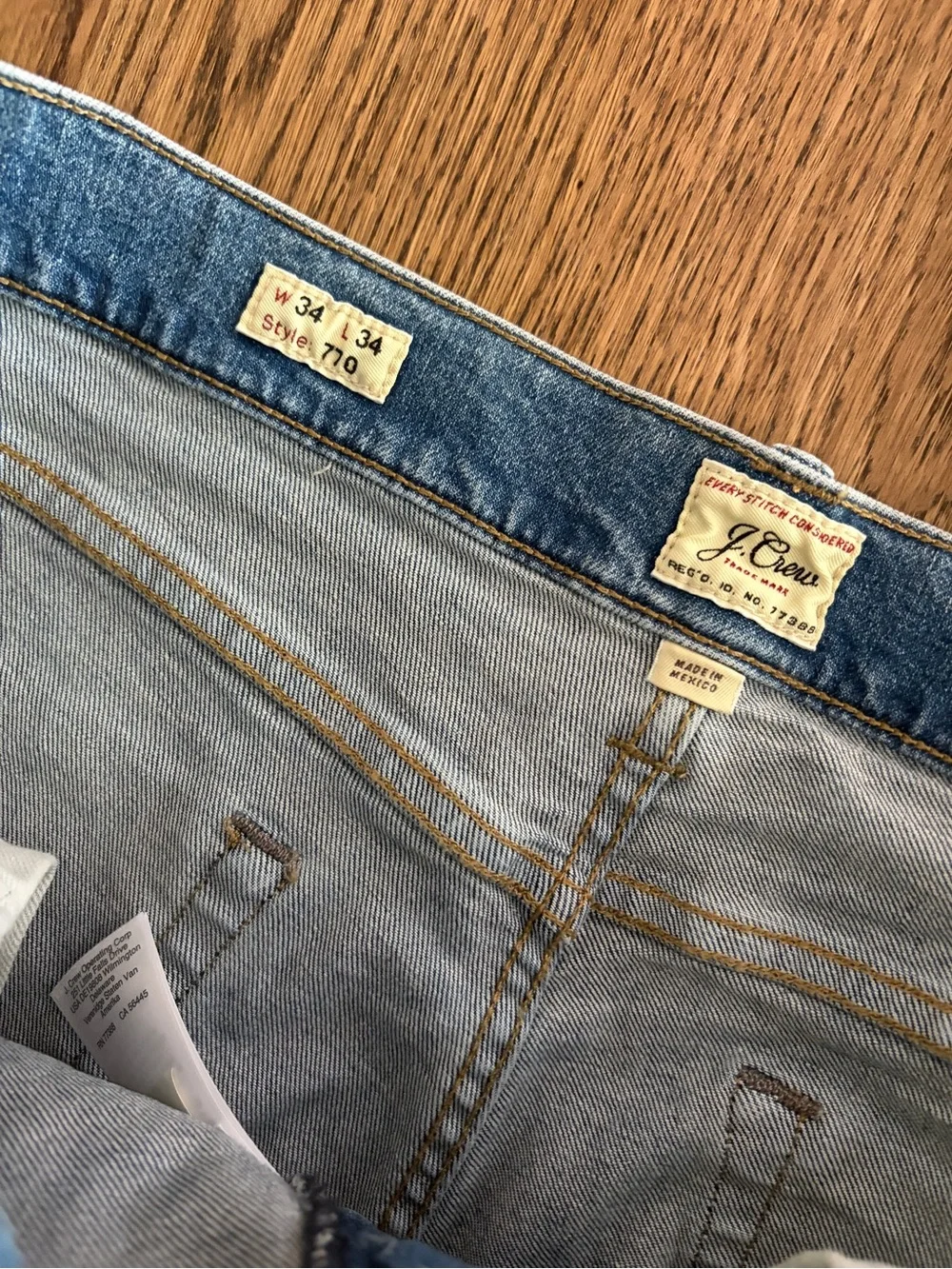 J. Crew 770 34x34 men’s Straight-fit stretch jean in three-year wash AW296